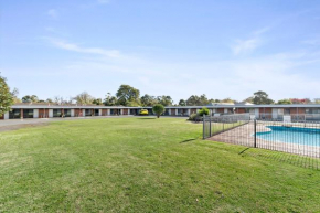 Baronga Motor Inn